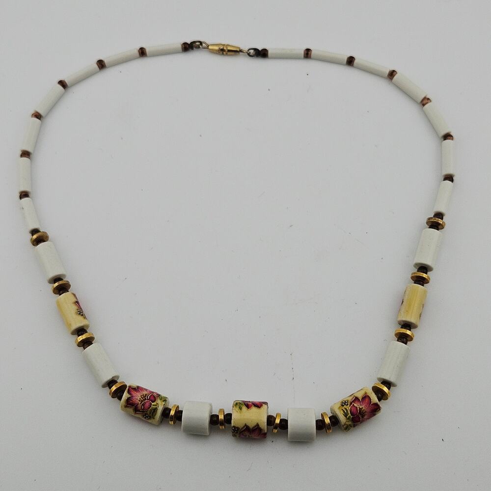Hawaiian Floral Beaded Shell Style Necklace Y2K Surfer Girl Coastal Hippie